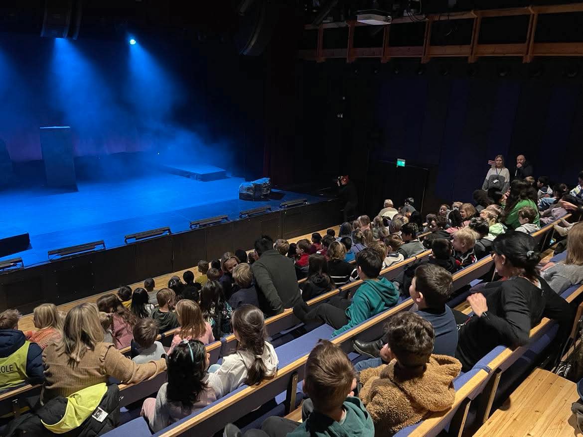 Juleforestilling på Romerike folkehøgskole