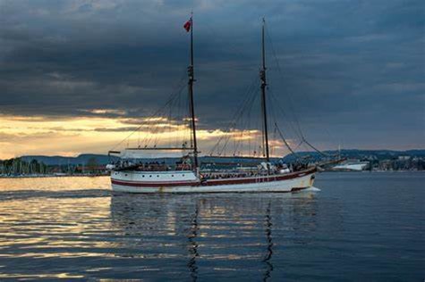 Jazzcruise med rekebufeet på Oslofjorden